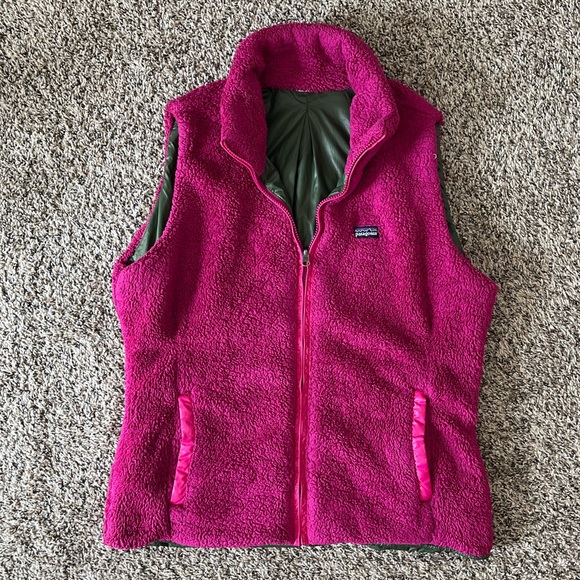 Patagonia Jackets & Blazers - Patagonia Magenta Los Gatos Reversible Vest